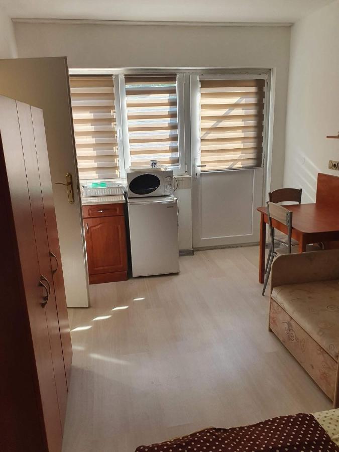 Birta Apartman Hajduszoboszlo Ngoại thất bức ảnh