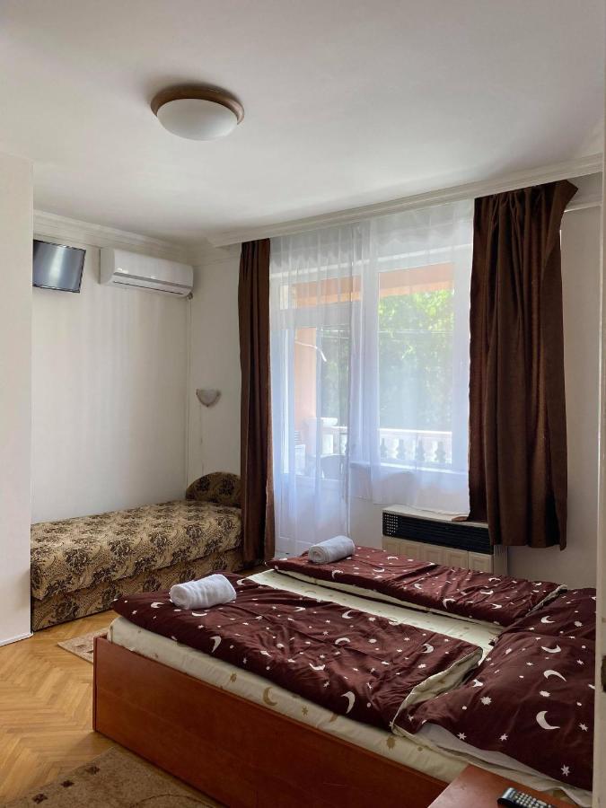 Birta Apartman Hajduszoboszlo Ngoại thất bức ảnh