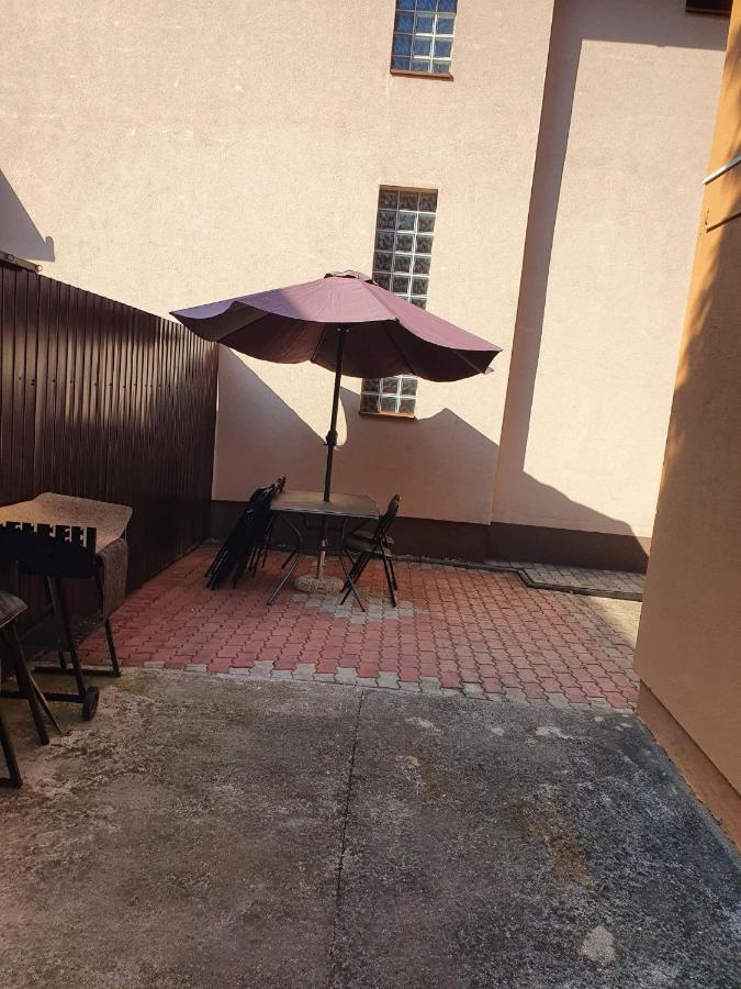 Birta Apartman Hajduszoboszlo Ngoại thất bức ảnh